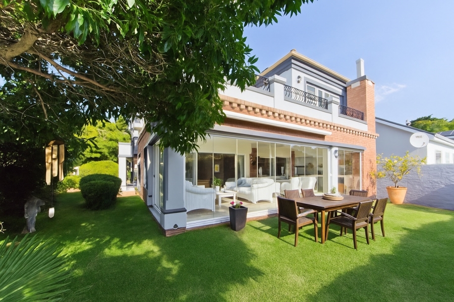 3 Bedroom Property for Sale in Leisure Isle Western Cape